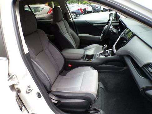 Used 2020 Subaru Outback Premium AWD/4WD image 16