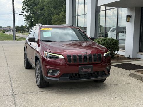 Used 2021 Jeep Cherokee Latitude Lux 80th Anniv w/ Quick Order Package 2YU 80th AWD/4WD image 30