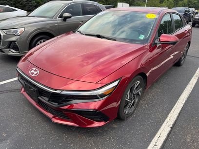 Used 2024 Hyundai Elantra Limited