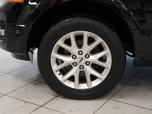 Used 2017 Ford Expedition EL Limited w/ Equipment Group 301A image 19