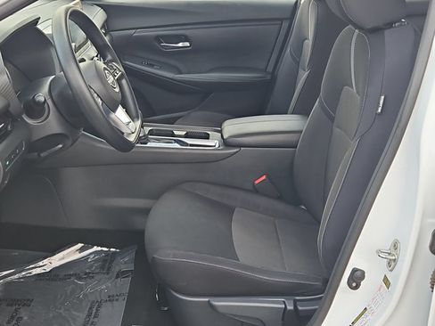 Used 2025 Nissan Sentra SV FWD image 16