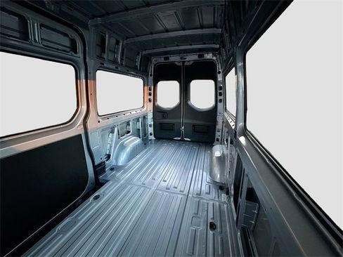 Used 2025 Mercedes-Benz Sprinter 144 Cargo image 25