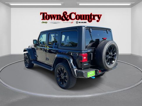 Used 2022 Jeep Wrangler Unlimited Sahara 4xe image 7