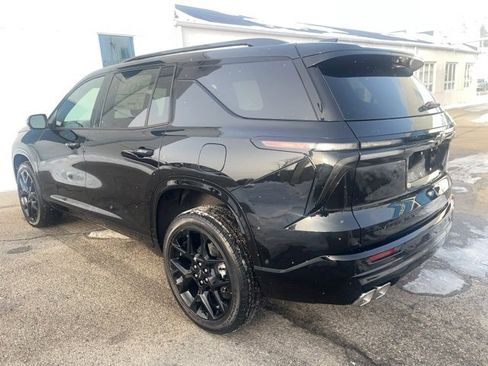 New 2026 Chevrolet Traverse RS image 3