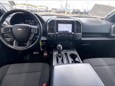 Used 2017 Ford F150 XLT w/ Equipment Group 301A Mid AWD/4WD image 16
