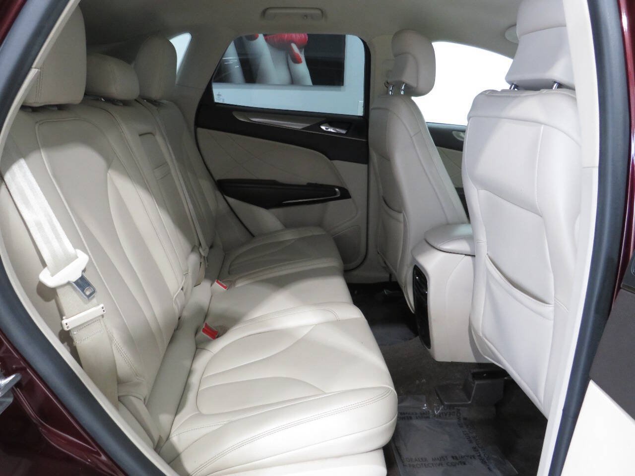 Used 2018 Lincoln MKC Premiere FWD image 12