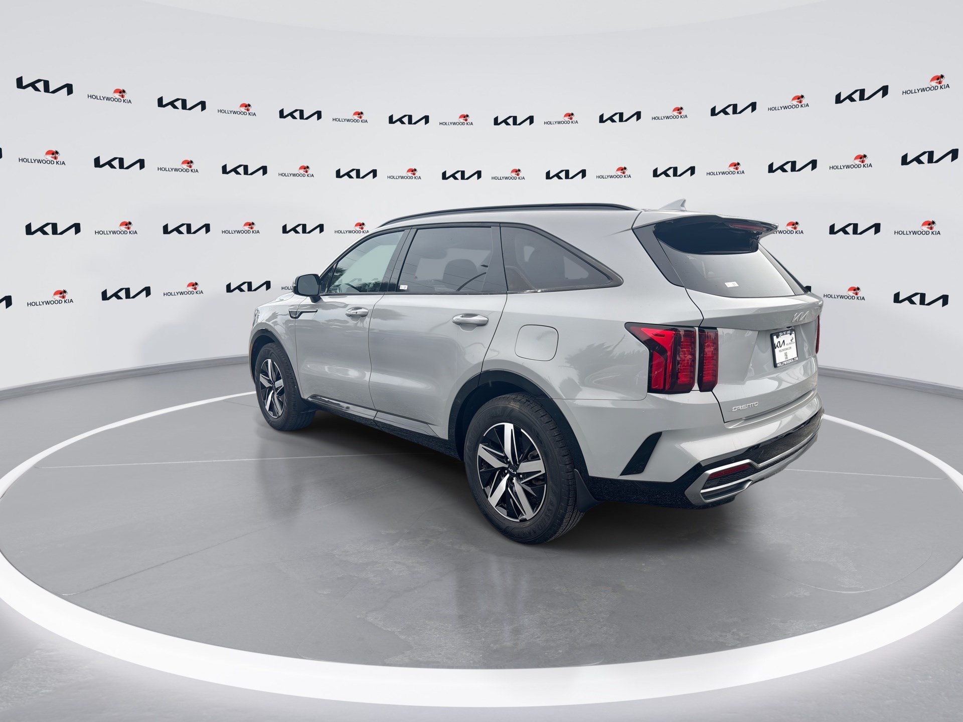 Used 2023 Kia Sorento EX FWD image 6