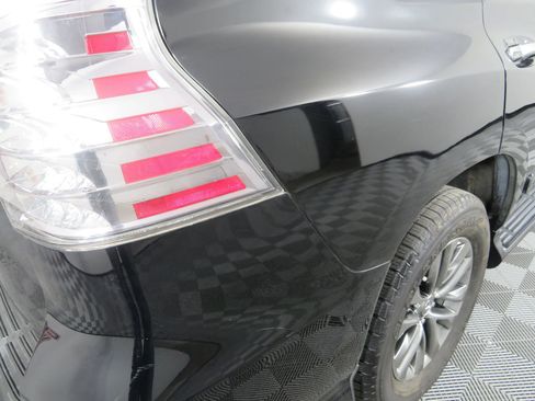 Used 2019 Lexus GX 460 Luxury image 33