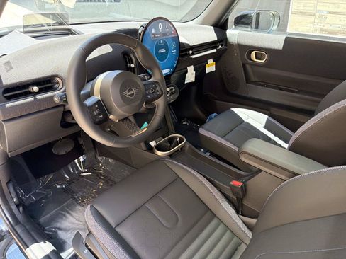 New 2026 MINI Cooper 2-Door Hardtop FWD image 8