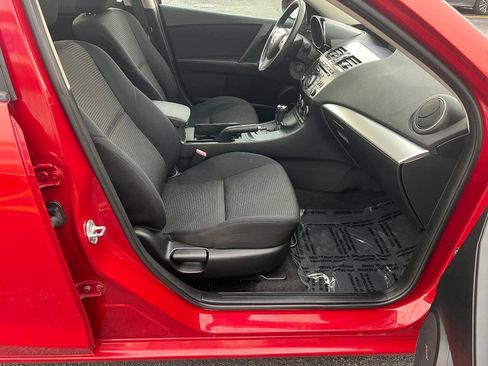 Used 2013 MAZDA MAZDA3 i Touring FWD image 23