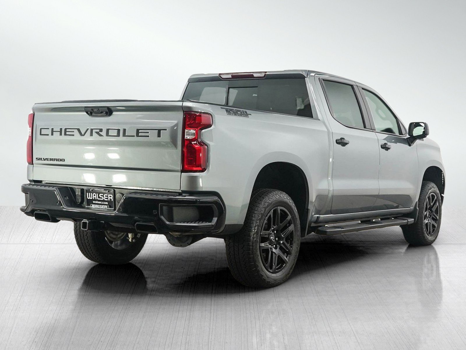 Used 2025 Chevrolet Silverado 1500 LT Trail Boss w/ LT Trail Boss Premium Package AWD/4WD image 5