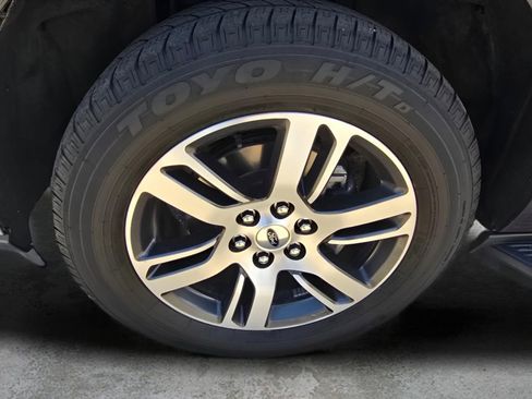 Used 2024 Ford Expedition Limited AWD/4WD image 19