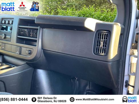 Used 2024 Chevrolet Express 2500 Work Van w/ Driver Convenience Package image 17