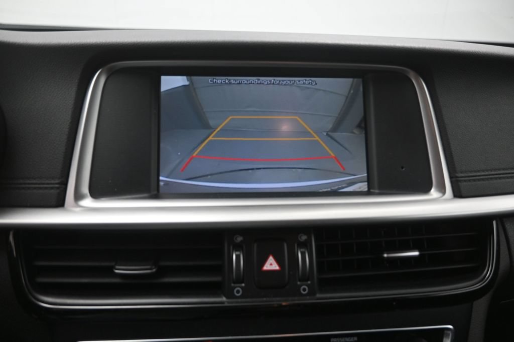 Used 2019 Kia Optima LX FWD image 3