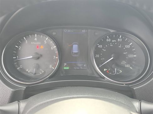 Used 2018 Nissan Rogue SL w/ Premium Package image 26