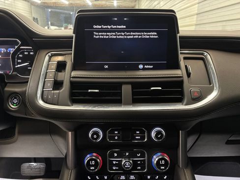 Used 2021 GMC Yukon SLT AWD/4WD image 16
