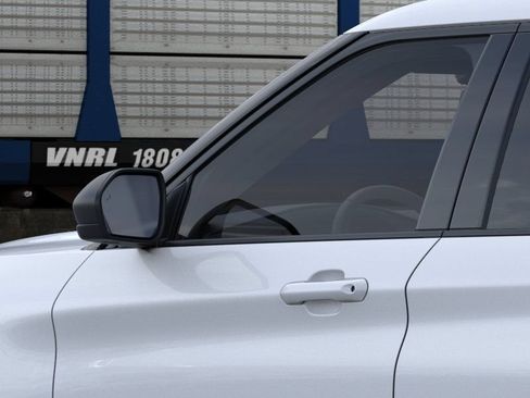 New 2026 Ford Explorer Active RWD image 27