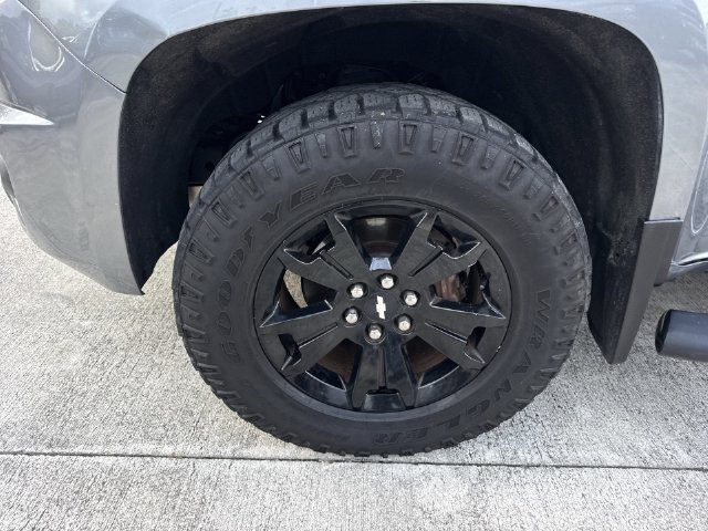 Used 2019 Chevrolet Colorado Z71 AWD/4WD image 10