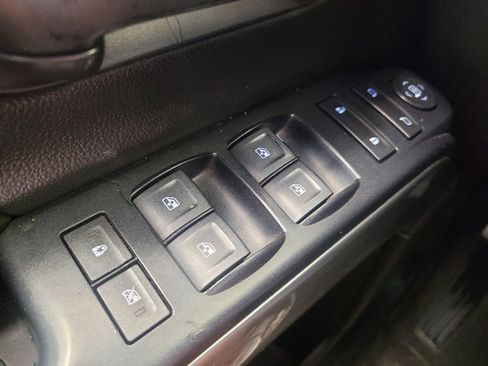 Used 2018 Chevrolet Silverado 1500 LT w/ All Star Edition AWD/4WD image 27