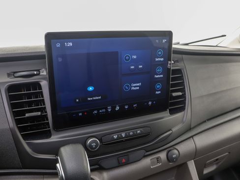 Used 2025 Ford Transit 350 XL image 18