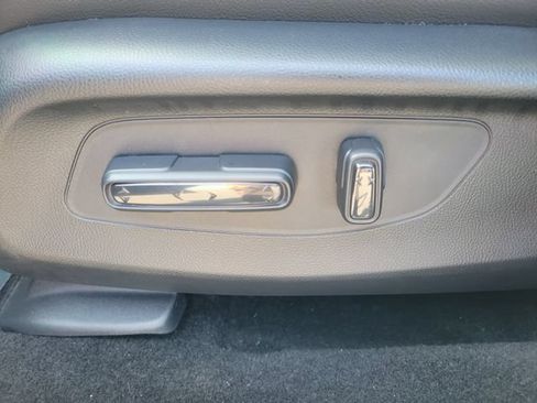 Certified 2025 Honda HR-V EX-L image 16
