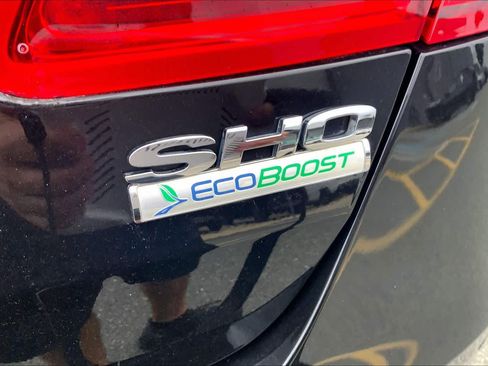 Used 2019 Ford Taurus SHO w/ Sho Performance Package AWD/4WD image 10