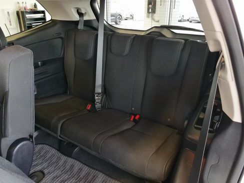 Used 2023 Subaru Ascent Premium w/ Convenience Package image 13