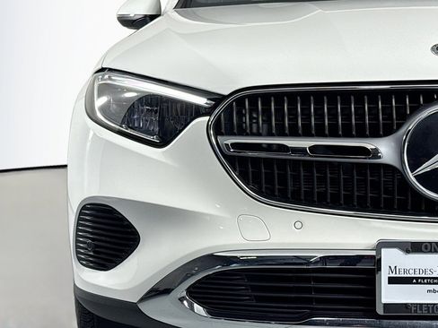 Certified 2026 Mercedes-Benz GLC 300 image 14