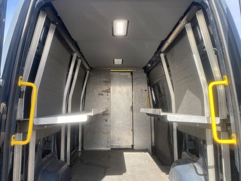 Used 2019 Mercedes-Benz Sprinter 144 image 12