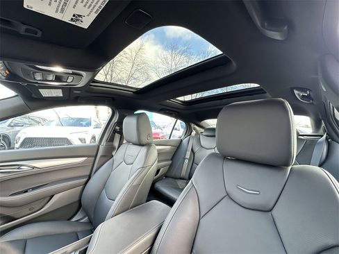 Used 2025 Cadillac CT5 Premium Luxury image 22