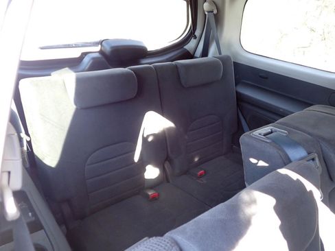 Used 2006 Nissan Pathfinder SE w/ (P01) Se Premium Pkg image 24