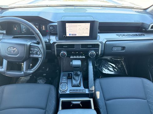 Used 2025 Toyota Tacoma SR5 image 18