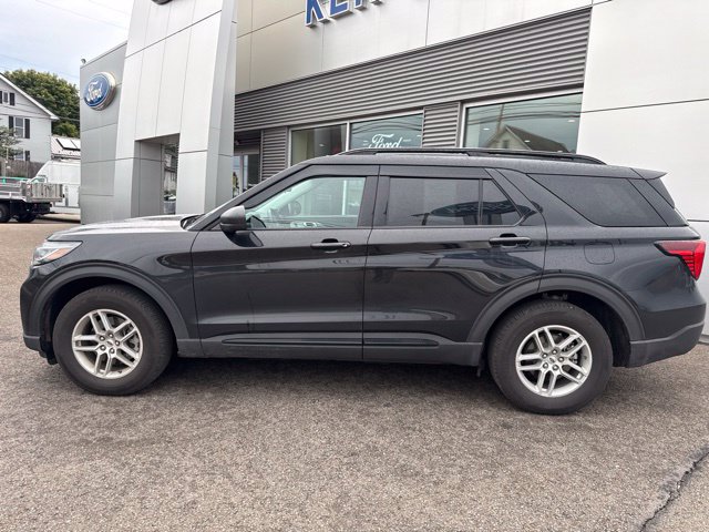 Used 2026 Ford Explorer Active AWD/4WD image 9