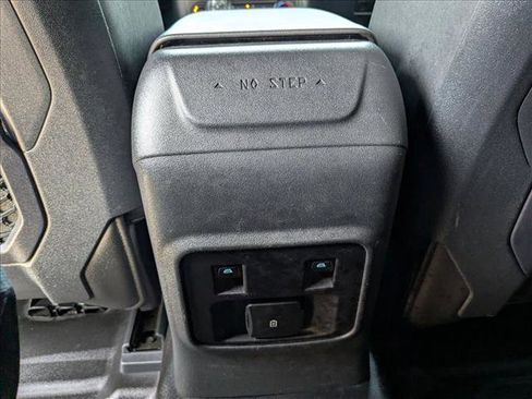 Used 2024 Ford Bronco Big Bend image 17