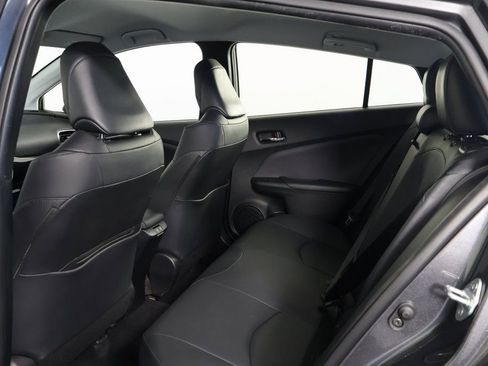 Used 2019 Toyota Prius XLE image 10