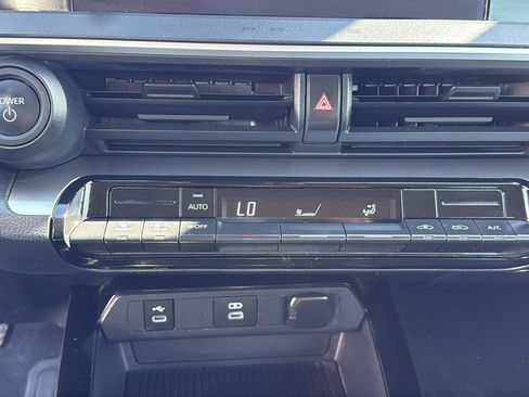 Used 2024 Toyota Prius LE image 16