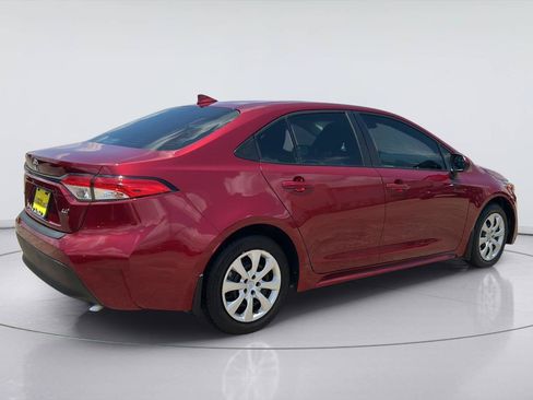 Used 2024 Toyota Corolla LE FWD image 6