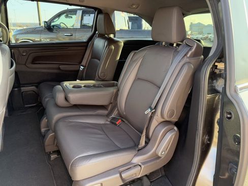 Used 2018 Honda Odyssey EX-L image 37