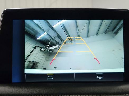 Used 2023 Chevrolet Suburban Premier image 21