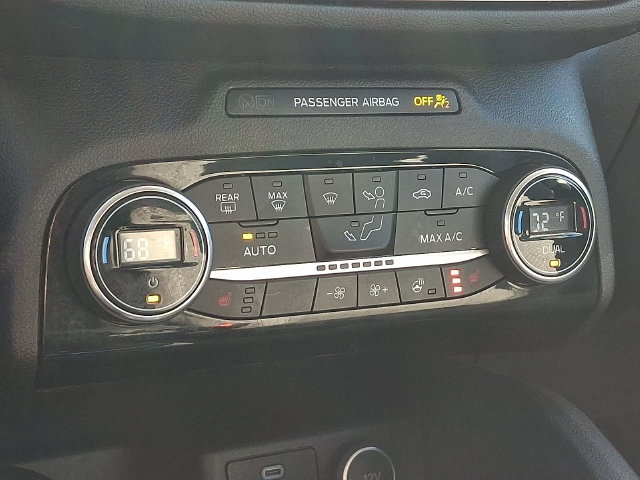 Used 2021 Ford Escape SE w/ SE Sport Appearance Package AWD/4WD image 15