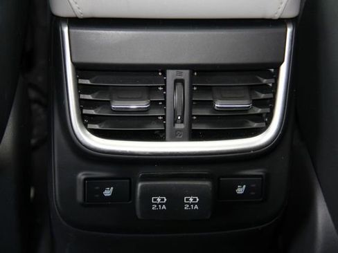 Used 2020 Subaru Outback Limited AWD/4WD image 33
