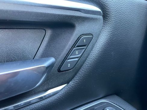 Used 2022 RAM 1500 Laramie AWD/4WD image 25