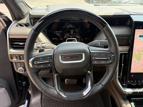 Used 2025 GMC Yukon Denali Ultimate w/ LPO, Floor Liner Package AWD/4WD image 41