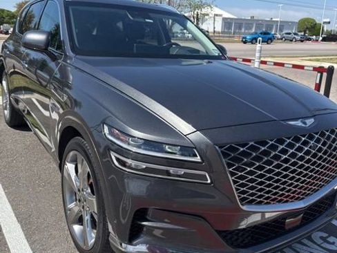 Used 2023 Genesis GV80 2.5T w/ Prestige Package image 3