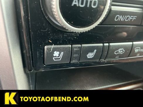 Used 2019 Subaru Ascent Touring w/ Popular Package #2A image 24