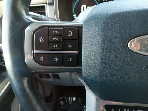 Used 2021 Ford F150 Limited image 22