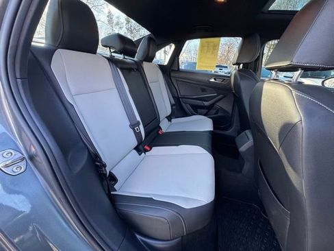 Used 2020 Volkswagen Jetta R-Line image 23