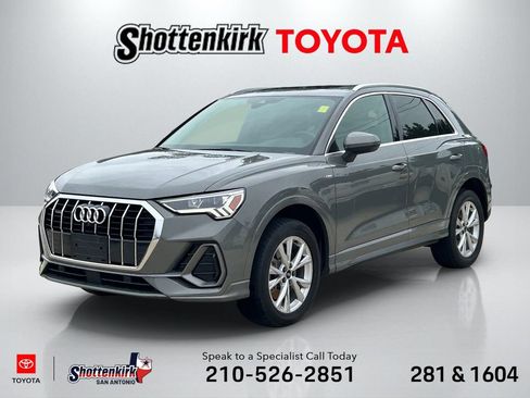 Used 2022 Audi Q3 2.0T Premium Plus w/ Premium Plus Package AWD/4WD image 1