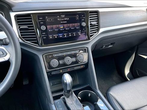 Used 2022 Volkswagen Atlas SE FWD image 15