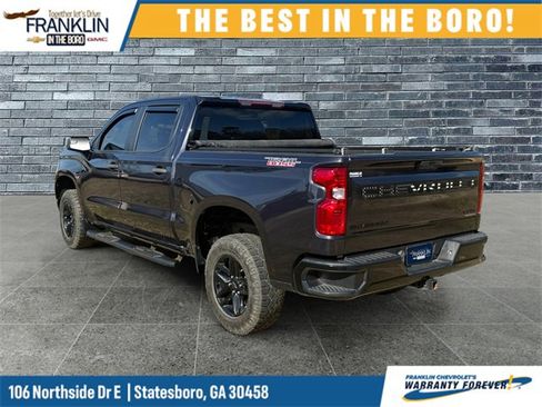 Used 2022 Chevrolet Silverado 1500 Custom Trail Boss w/ LPO, Dark Essentials Package image 3